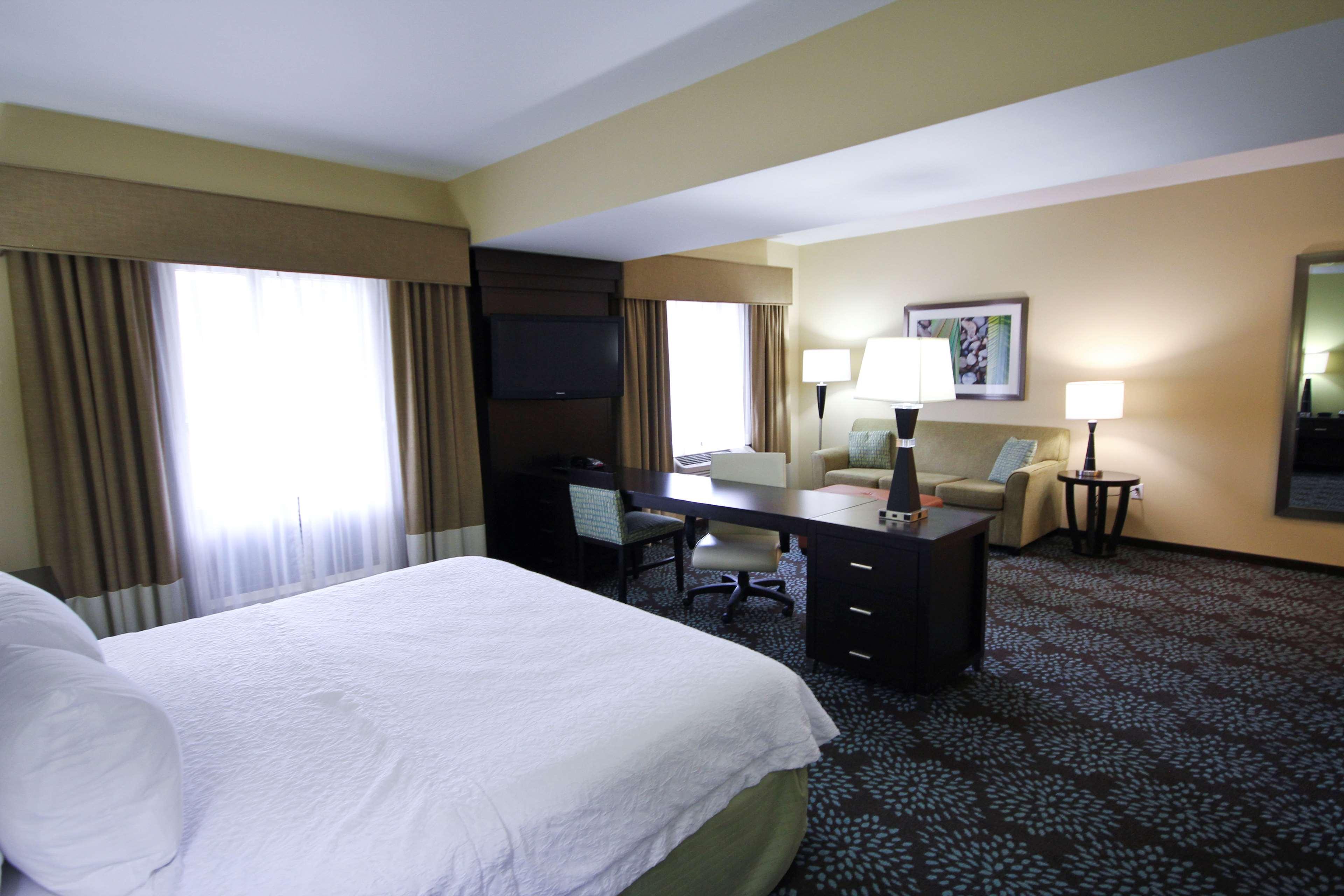 Hampton Inn & Suites Pensacola/Галф-Бриз Экстерьер фото