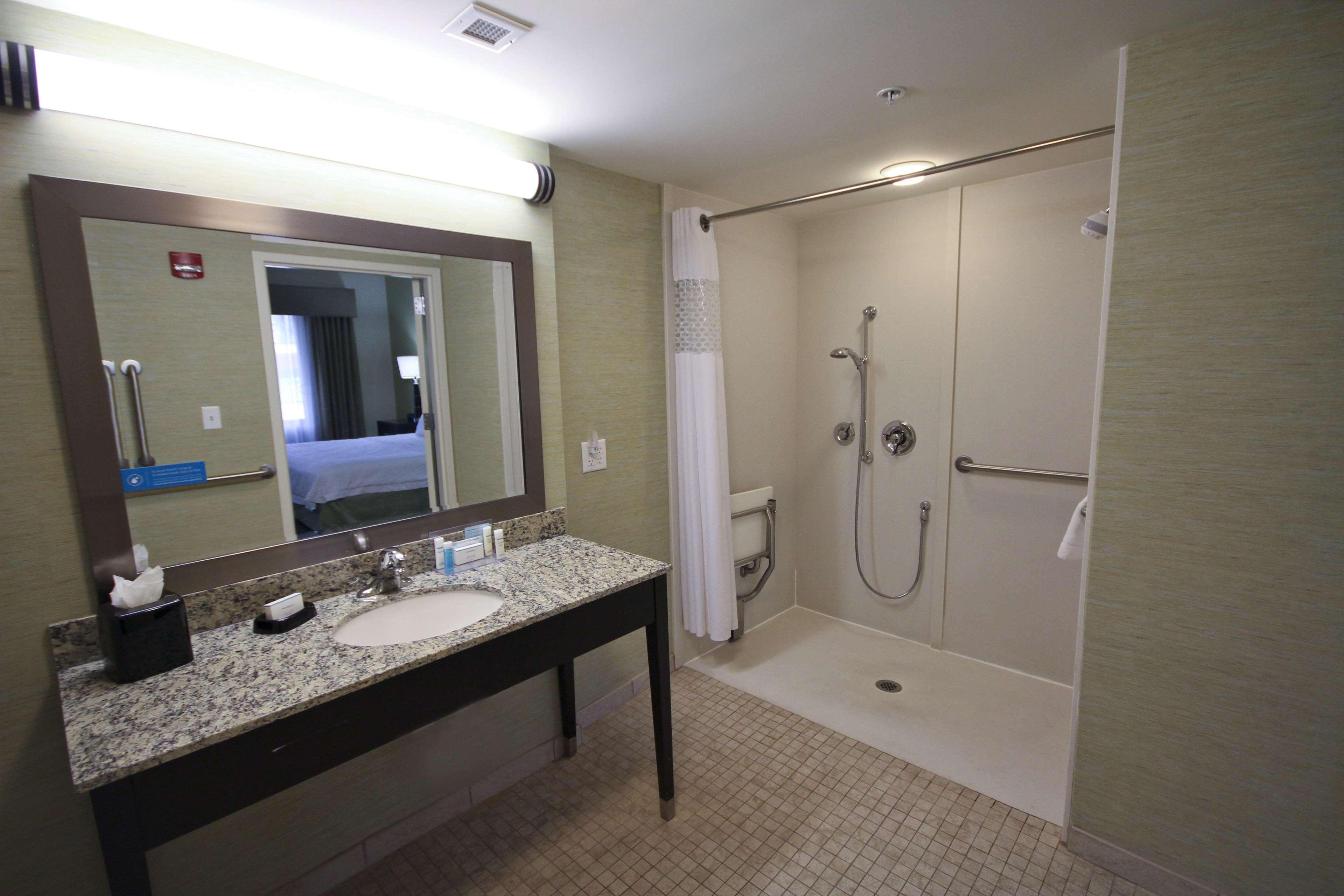 Hampton Inn & Suites Pensacola/Галф-Бриз Экстерьер фото