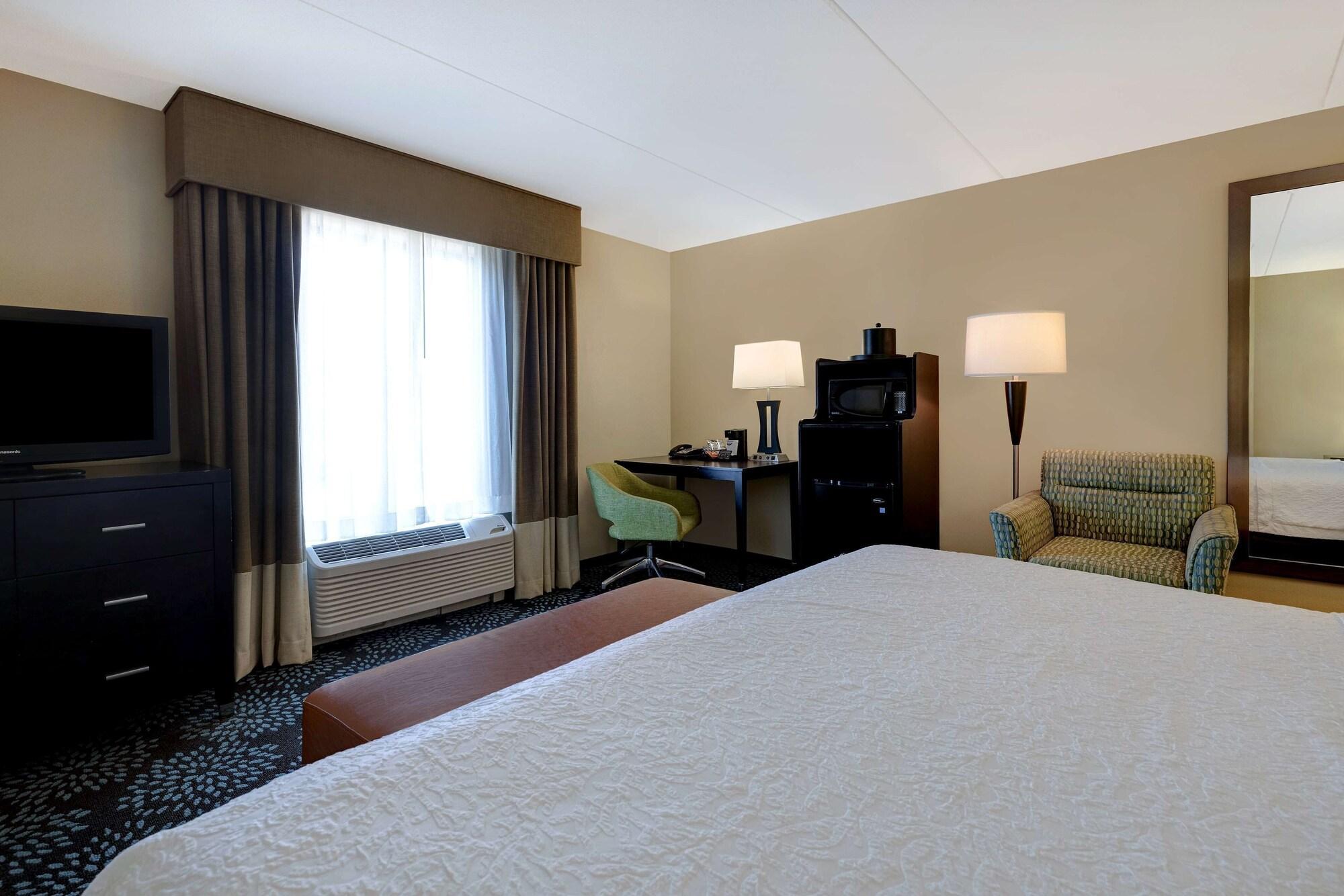 Hampton Inn & Suites Pensacola/Галф-Бриз Экстерьер фото